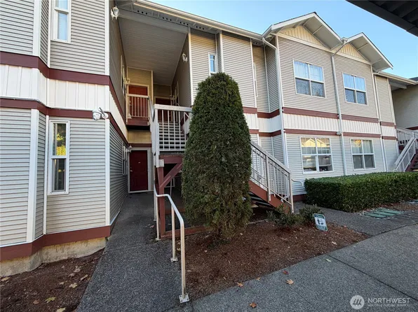 4217 164th Street SW #A105, Lynnwood, WA 98087