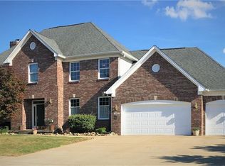 1033 Mount Vernon Dr, Greenwood, IN 46142