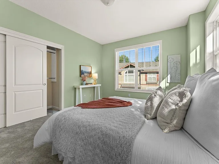 2352 NW Brewer Ln — Photo 25