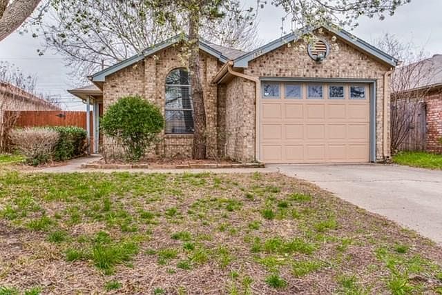1st image of 2804 Game Lake Ct
