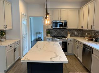 10107 Goldenview Park Ln, Sugar Land, TX 77498