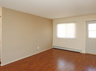 2130 W County Rd E #2B-1BA-950SQFT, Saint Paul, MN 55126