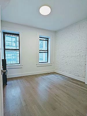 3rd image of 1392 Madison Ave APT 22
