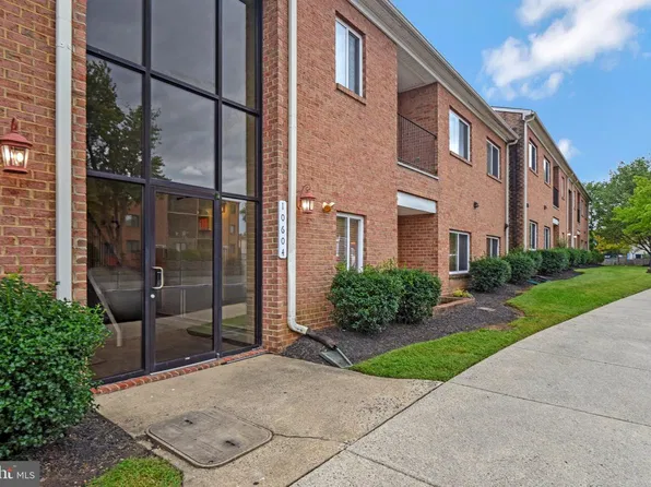 10604 Provincial Dr APT 203, Manassas, VA 20109