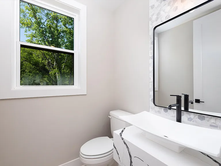5915 Maxon Ave #B — Photo 81