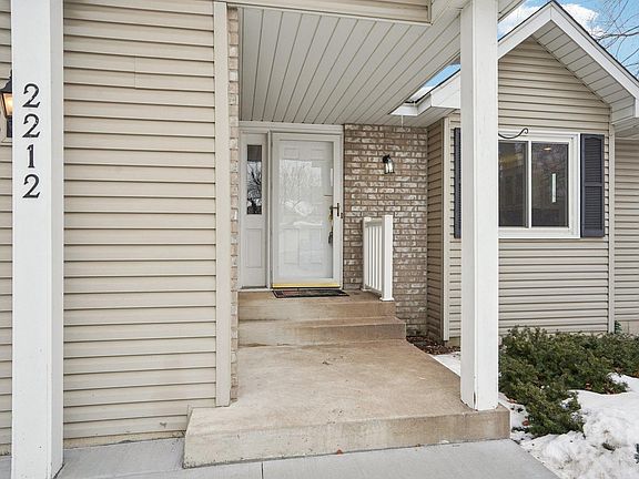 4th image of 2212 Ariel St N