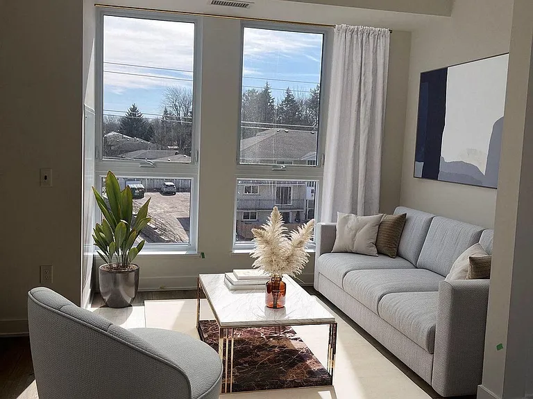 312 Erb St W #316 — Photo 3