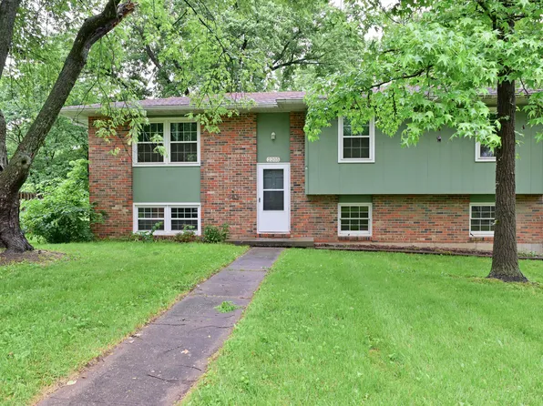 2205 N Hawthorn Dr, Columbia, MO 65202