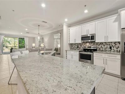 4883 Hampshire CT #105, Naples, FL, 34112