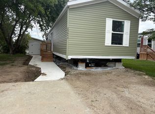 20643 Rosedale Dr #399, Clinton Township, MI 48036