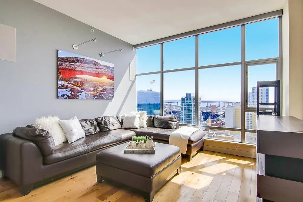 2 bed, 1195 sqft, $6,500 — Photo 1