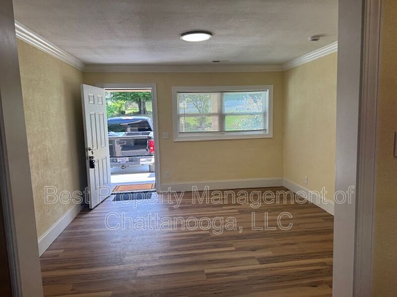 1st image of 5281-87 Usher Dr Unit 5281