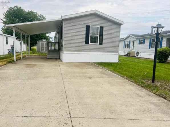 139 Morningside Dr, Pt Clinton, OH 43452