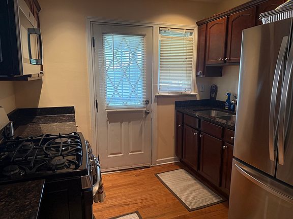 4th image of 12448 S Elizabeth St