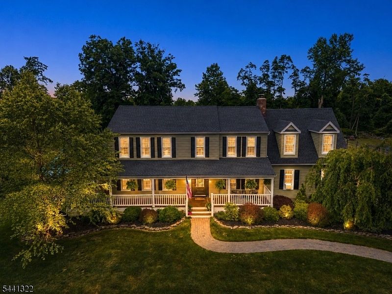 1st image of 57 Circle Dr