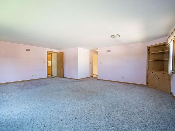 4th image of 3837 N 84th St #3839