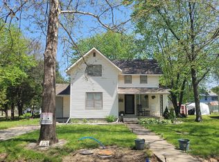 606 Oak St, Overbrook, KS 66524