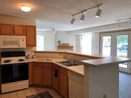 Floor plan 8110-109