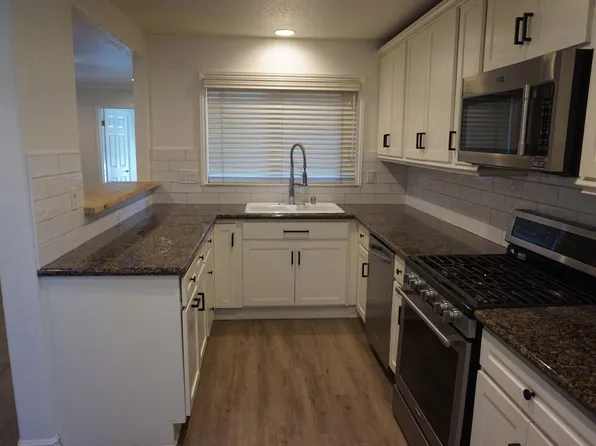 2423 Minuteman Way, Costa Mesa, CA 92626
