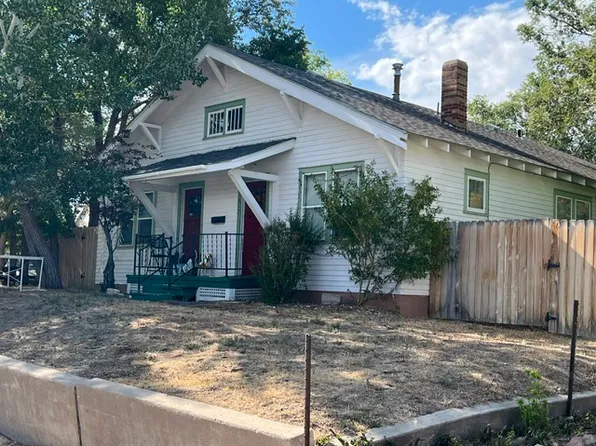 617 W Pine St, Rawlins, WY 82301