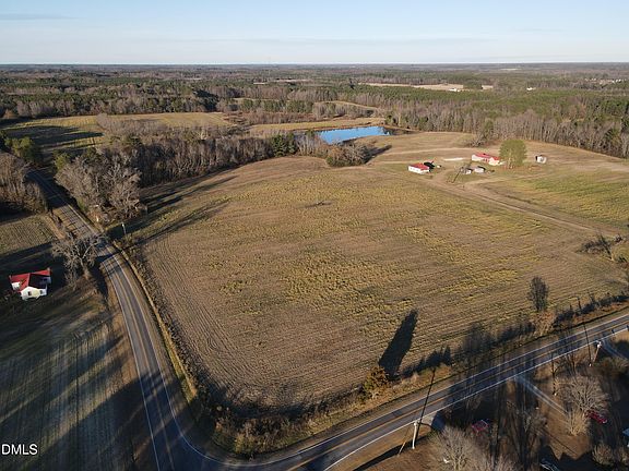 2nd image of 1176 Parker Rd