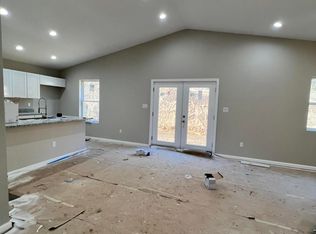 3117 Greenway Dr, Knoxville, TN 37918