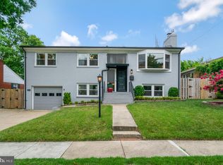 6354 12th Pl N, Arlington, VA 22205