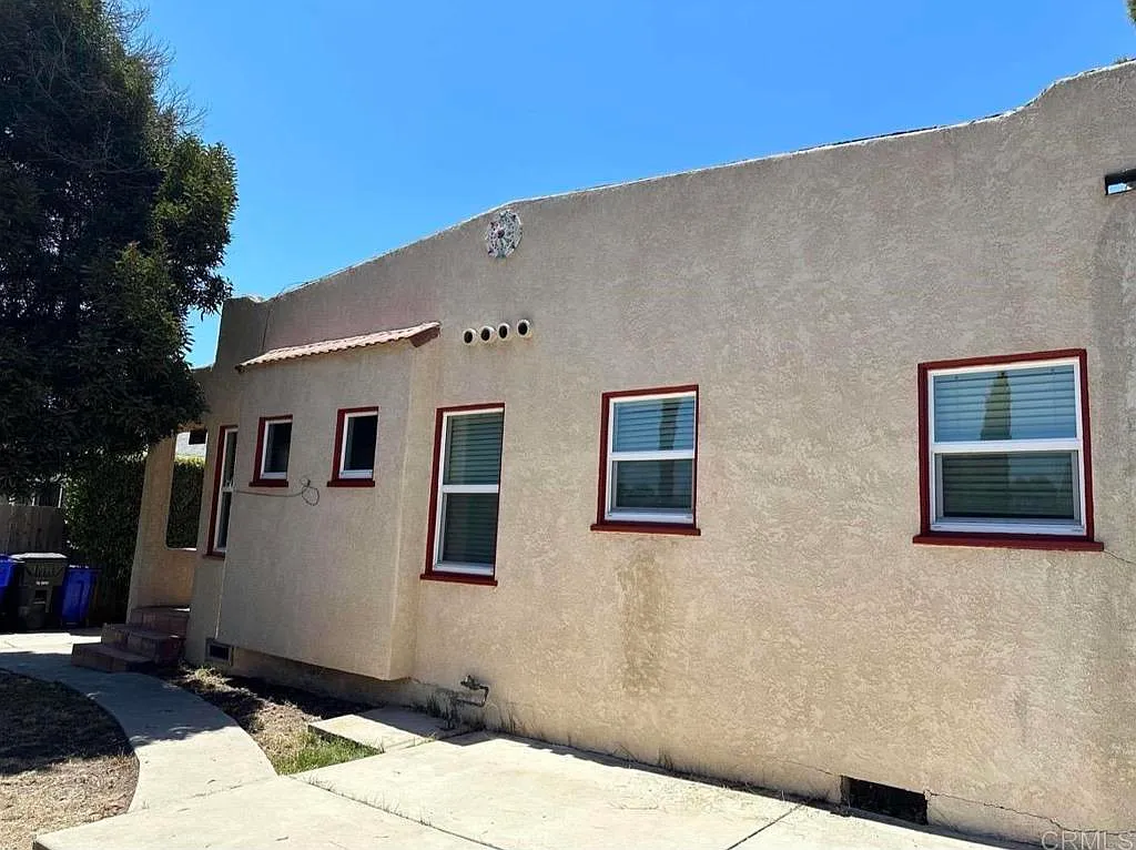 2 bed, 750 sqft, $2,800 — Photo 3
