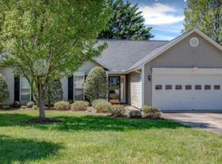 12 Wineberry Ct, Fletcher, NC 28732