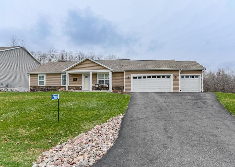 1st image of 151338 KINGFISHER LANE