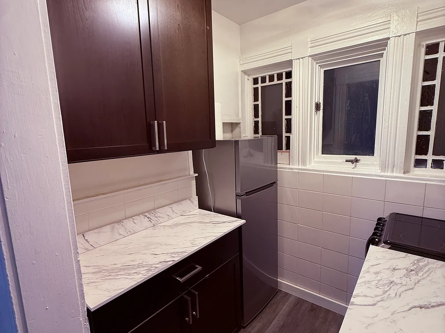 402 Pearl St — Photo 3