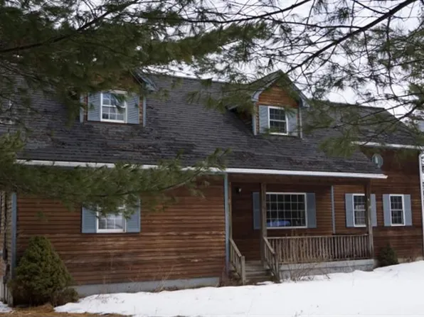 411 Lebanon Rd, Winterport, ME 04496