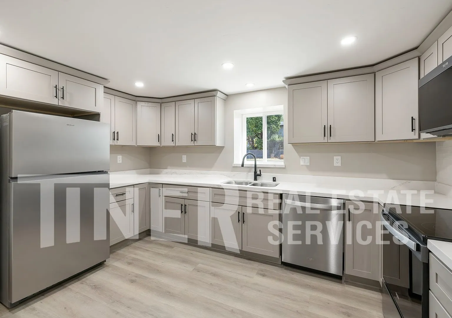 201 Fig Unit A - Tier 2 - Modern Roseville Living, Fully Renovated — Photo 3