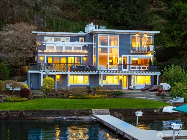 842 W Lake Sammamish Parkway SE, Bellevue, WA 98008