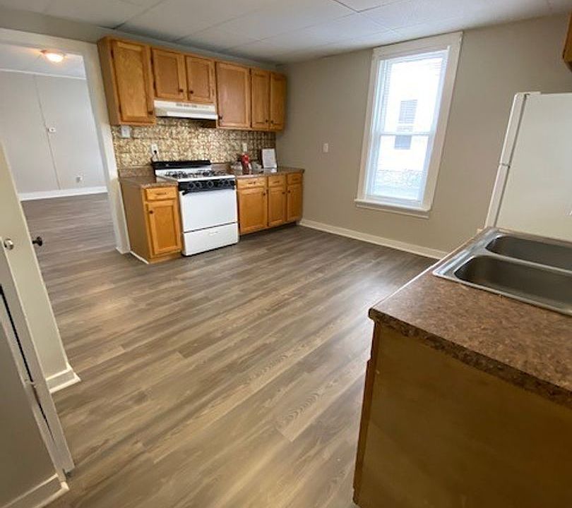 1st image of 27-29 E Morrill Ave #3B-1BA-1041SQFT