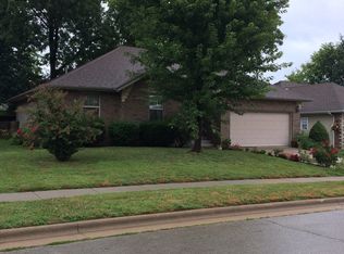 3383 W Sagamont St, Springfield, MO 65807