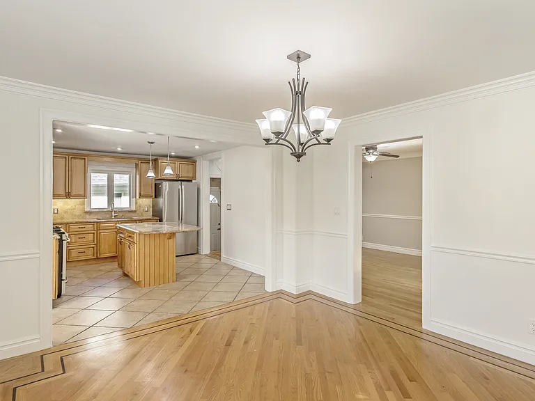 104 Sheridan Ave — Photo 11