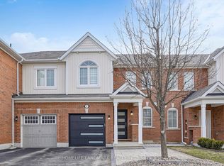 7 Hutt Cres, Aurora, ON L4G0T3