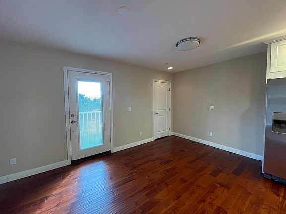 5th image of 3573 Christensen Ln #B