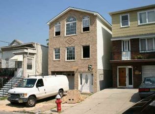 132 Lake St, Jersey City, NJ 07307
