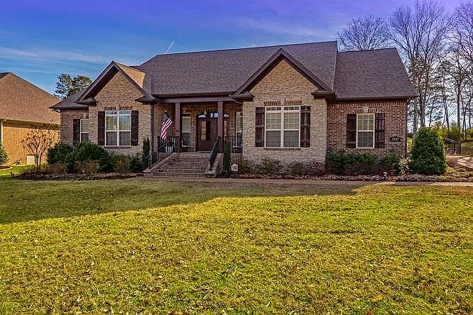 1st image of 1027 Brittain Ln