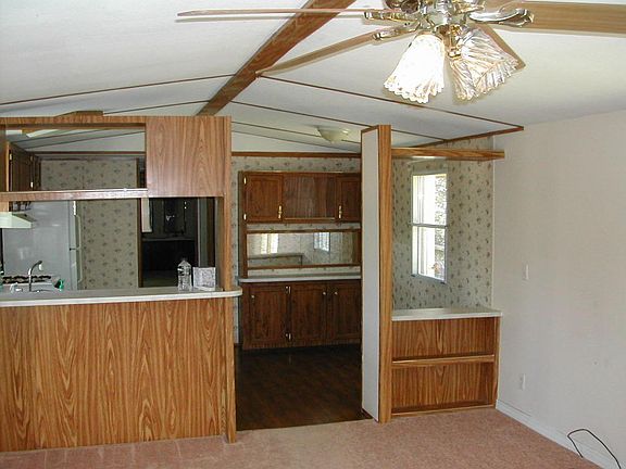 5th image of 1471 Suncrest St