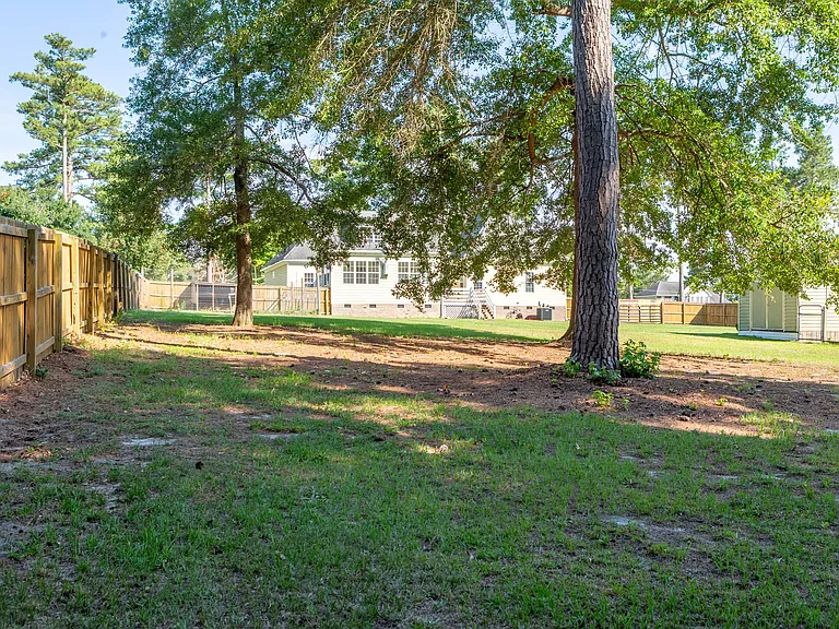 432 Booth Pond Rd — Photo 21
