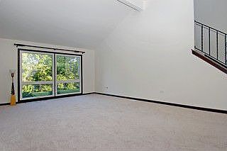 2nd image of 3137 N Windsor Dr