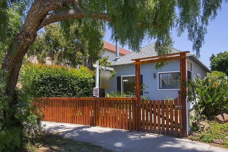 1st image of 4533 Georgia St