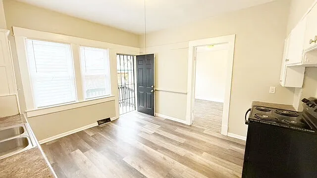 1344 N Dearborn St #0 — Photo 5