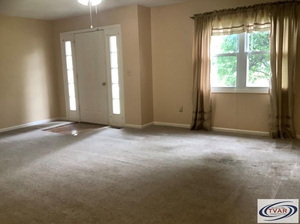 54 Aubrey Ave, Mc Kenzie, TN 38201