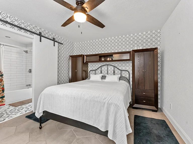 3910 W Vasconia St — Photo 10