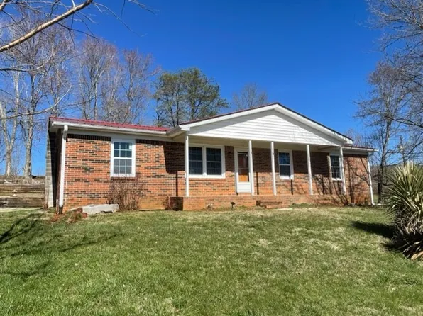 94 Chapel Hill Dr, McMinnville, TN 37110