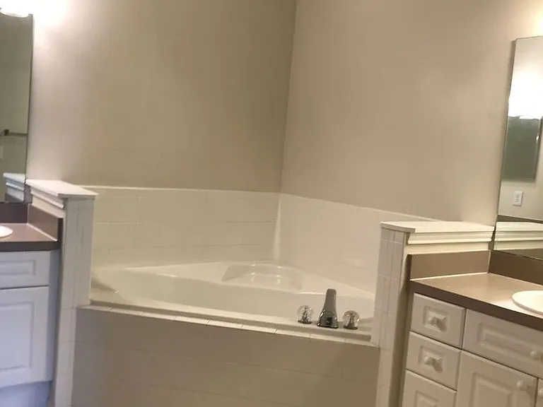 239 Longview Ave #12 — Photo 11